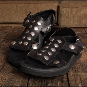 NASTY GAL - Studded Sandal